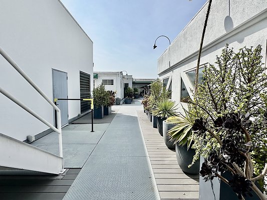 WESTSIDE LOCATIONS 111