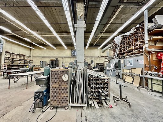 WESTSIDE LOCATIONS 73