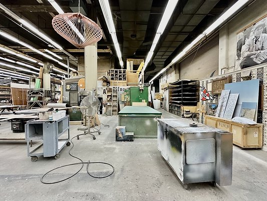 WESTSIDE LOCATIONS 86