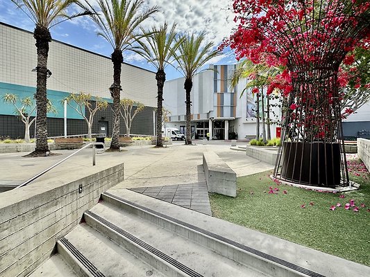 WESTSIDE LOCATIONS 109