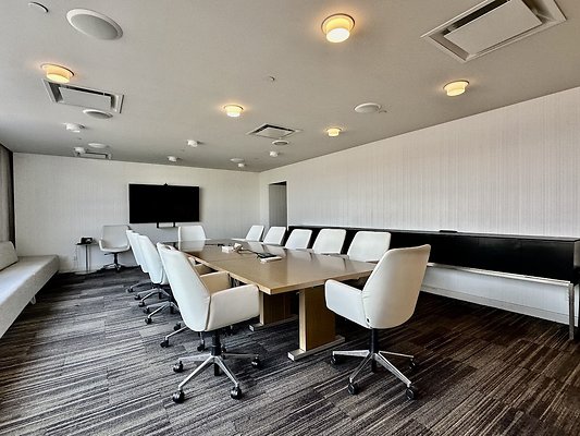 WESTSIDE LOCATIONS 37