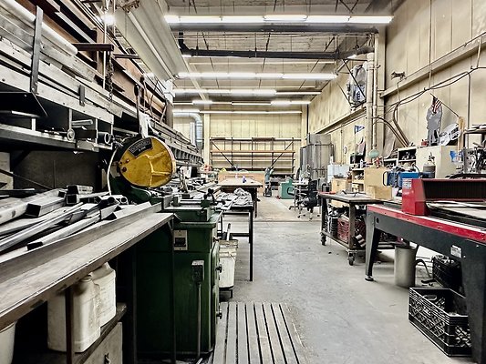 WESTSIDE LOCATIONS 79