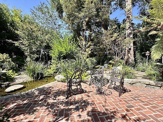 WESTSIDE LOCATIONS 244