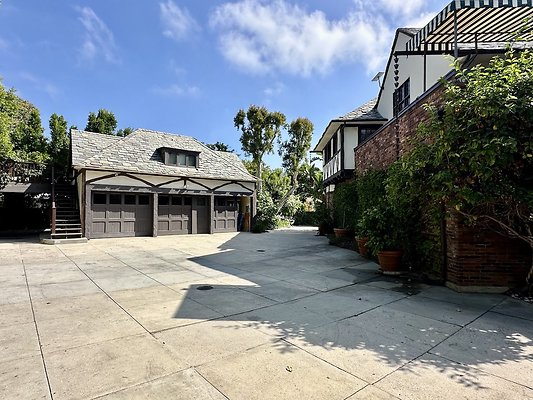 WESTSIDE LOCATIONS 8