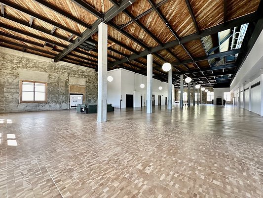 WESTSIDE LOCATIONS 43
