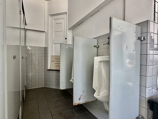 WESTSIDE LOCATIONS 124