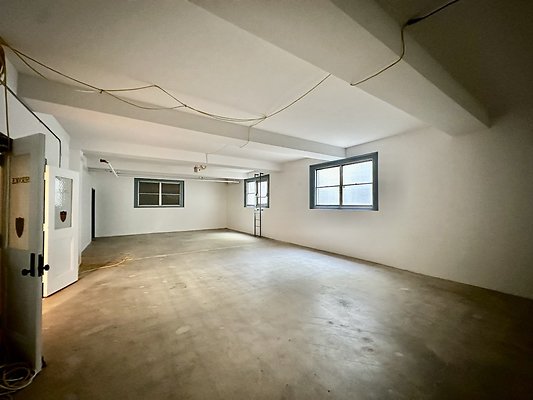 WESTSIDE LOCATIONS 113