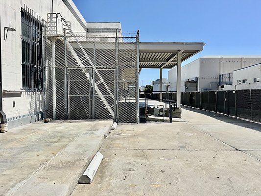 WESTSIDE LOCATIONS 128