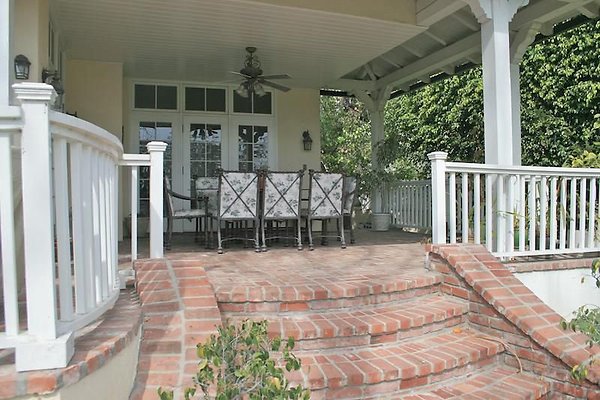 UNIVERSAL-9617-CHEVHILLS-66
